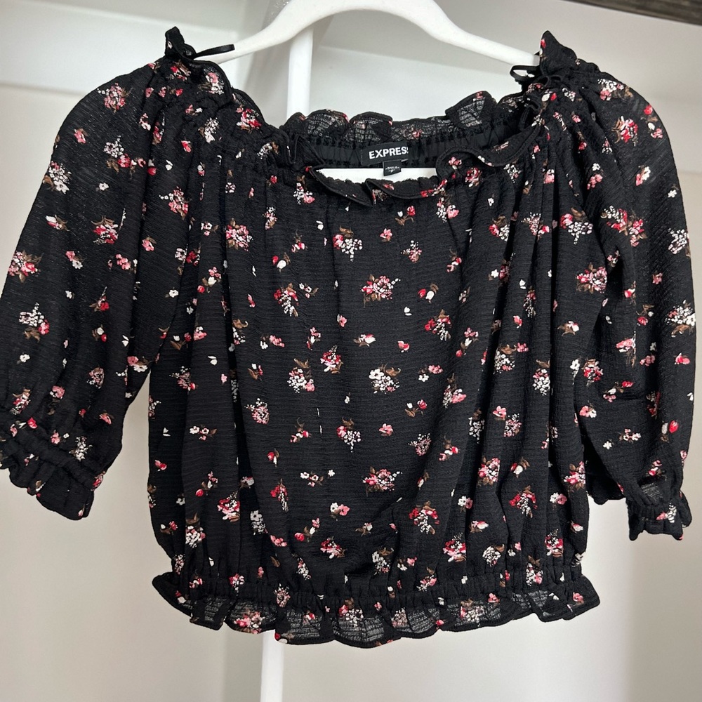 Express Crop Top